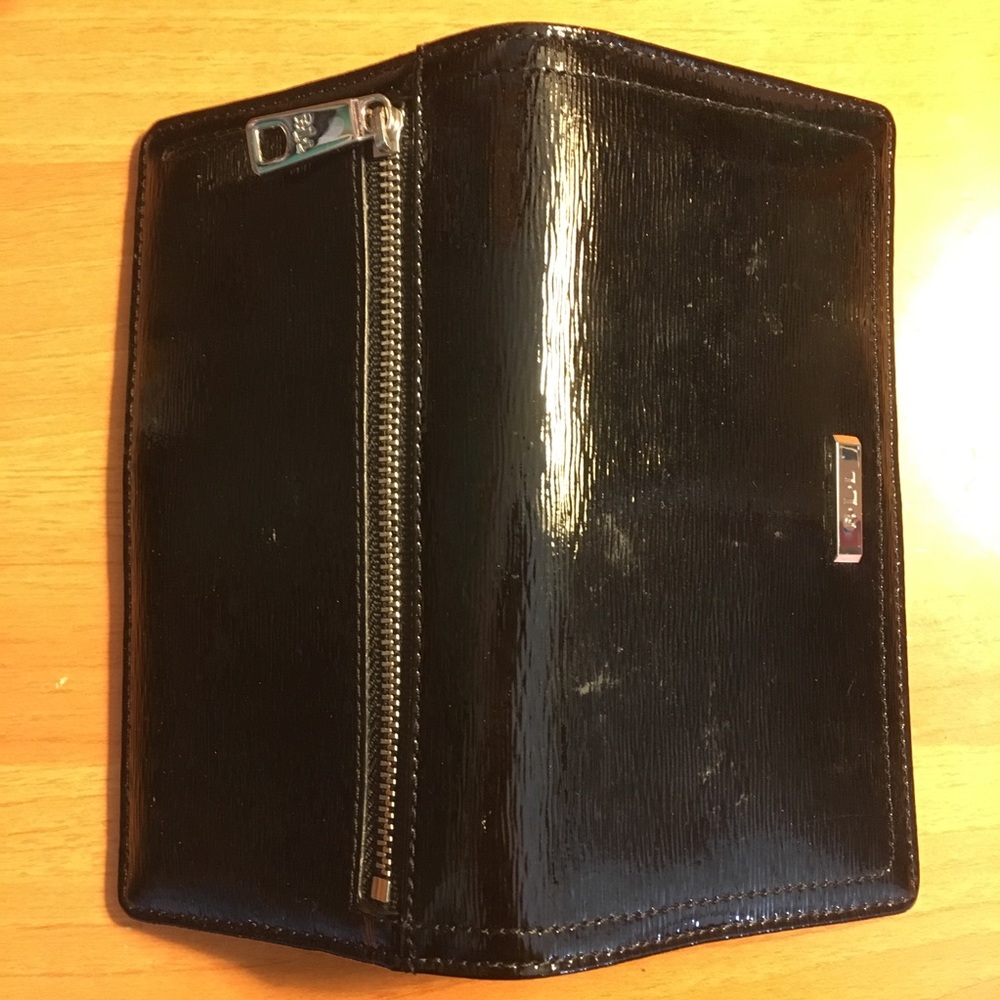 Lauren Ralph Lauren Wallet - Picture 7 of 8